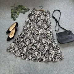 5943❃ディスコート❃総柄フレアロングスカー【F】ブラック/小花柄/マキシ