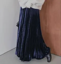 ベロアプリーツスカート・ブルー・フリーサイズ・新品未使用品