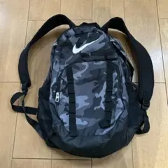 Nike カモフラージュ リュック