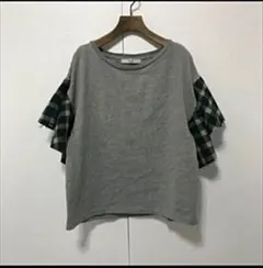 Anather Edition 袖フリルカットソーのサムネイル