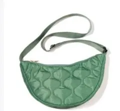 ウタオ 超軽量！ラウンド型 キルティングバッグ