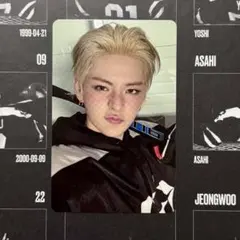 TREASURE ヨシ シーグリ ランダム トレカ