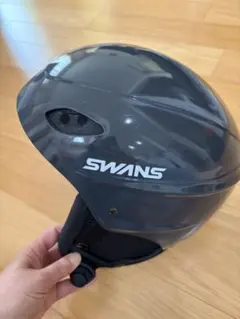 SWANS スノーボードスキーヘルメット ガンメタリック Mサイズ　子供用のサムネイル