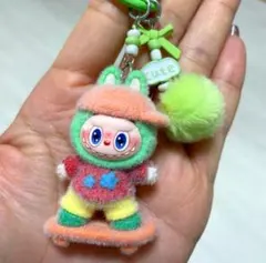 LABUBU ラブブミニキーホルダー ぬいぐるみキーホルダーチェーン
