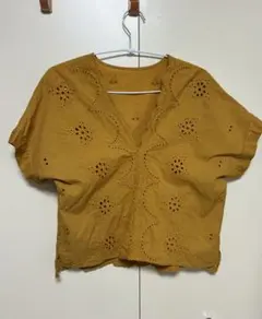 イエロー 刺繍 半袖 ブラウスのサムネイル