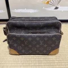 Item thumbnail for item bd82a407-63ab-4d30-b9a4-36a9dd1b2f1e