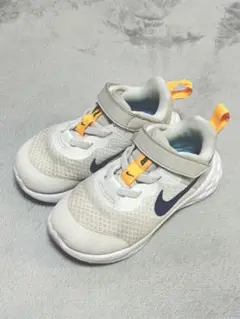 Nike キッズスニーカー ホワイト　白