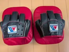新品ウィニンニグ　ミット 赤/黒 新品ウィニンニグ ミット 赤/黒 新品ウィニンニグ ミット 赤/黒