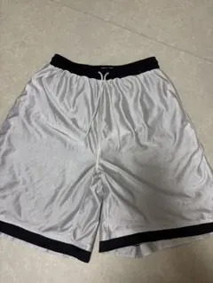 Reebok リーボック パンツ ズボン ストリート ハーフパンツ 半ズボンのサムネイル
