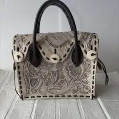 【最終価格】CARVING TRIBES カービングバッグ　Sサイズ