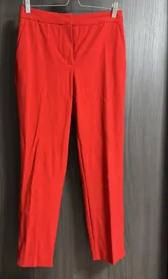 ♡ZARAレッド カジュアルパンツ肌