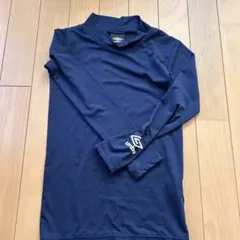 umbro ネイビー 長袖Tシャツ120センチ