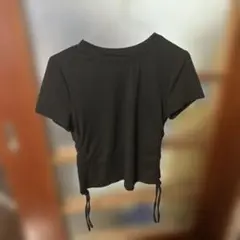 黒 ショート丈 Tシャツ ドローストリング付き