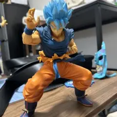 ドラゴンボール 超サイヤ人ゴッド超サイヤ人 フィギュア