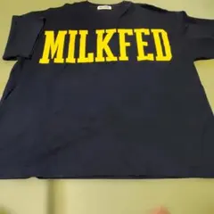 MILKFED. ロゴプリント Tシャツ ネイビーのサムネイル