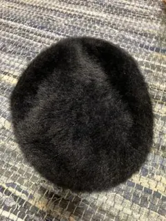 黒いファーベレー帽