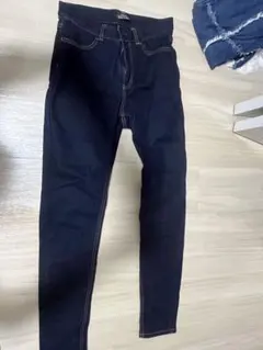 BACK NUMBER スキニーデニム Mサイズのサムネイル