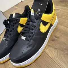 希少ナイキエアーフォースⅠ 　イエロー　ブラック