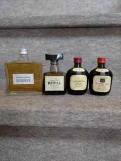 2026年最新】サントリー ローヤル ミニボトルの人気アイテム - メルカリ