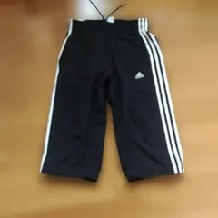 adidas 3本ライン 黒ハーフパンツ160