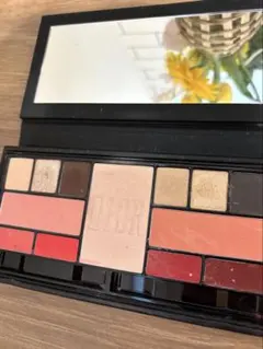 DIOR クリスマスコフレ　メイクパレット