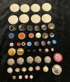 飾りボタン　まとめ売り　上品　シルバー　ゴールド　パール　ハンドメイド　レトロ