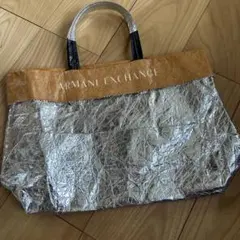 ペーパーバッグのサムネイル