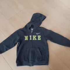 NIKE　パーカー　トレーナー　6Tのサムネイル