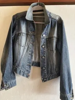 Item thumbnail for item 1e1bc321-0d00-477f-a63c-f56f8f685e6b