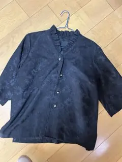 レディーストップス 黒