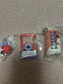 パペットスンスン　ガチャガチャ　めじるしアクセサリー　カラナビ　コインシリンダー