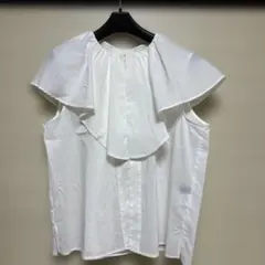 日本製・美品】MEER. メーア バックボタン ギャザーブラウス ホワイト 
