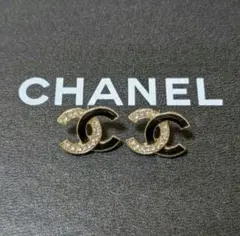 CHANEL ブラックピアス ノベルティー