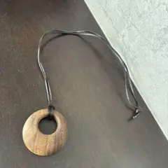 屋久杉3連ペンダント 手作り木工 - メルカリ