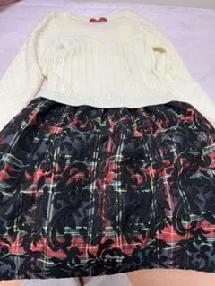 アイボリー ニットトップ チェック柄スカート