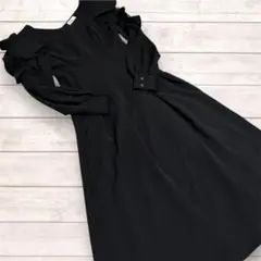 新品✨️TONAL ワンピース ブラック ロング フリル 長袖 フォーマルのサムネイル