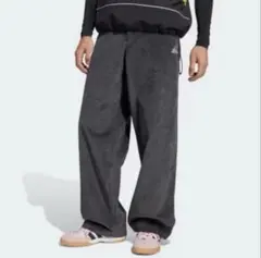 アディダス adidas オリジナルス コーデュロイ コードパンツ グレー