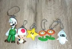 ユニバ ヨッシーのたまご 光るキーホルダー スーパーマリオブラザーズ