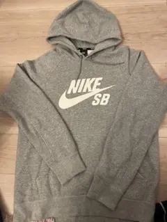 ナイキNIKE SB パーカーM 定番人気グレー