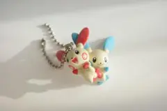 プラスル　マイナン　キーホルダー