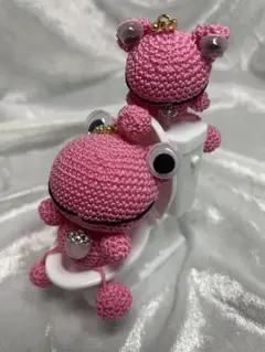 カエルのあみぐるみ キーホルダー2体セット