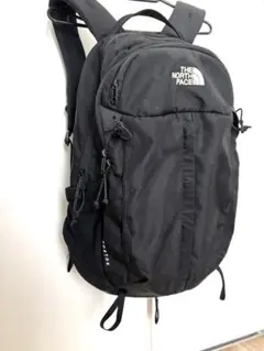 THE NORTH FACE ブラックリュック 30Lのサムネイル