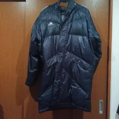 adidas フード付きダウンコート 黒に近い濃紺