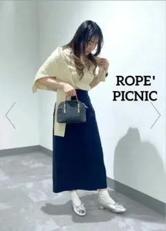 ロペピクニック　ネイビー タイトスカート