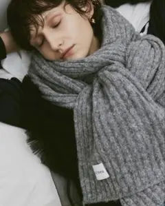 un/neu グレー リブ編みマフラー フリーサイズのサムネイル