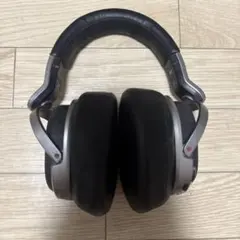 【SONY】デジタルサラウンドヘッドホン（ MDR-HW700）　動作未確認のサムネイル