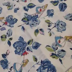 キャスキッドソン　アリスと青いバラの綿生地