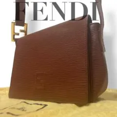 【良品】フェンディ　エピ　ショルダーバッグ　ブラウン　FFロゴ金具　斜め掛けのサムネイル