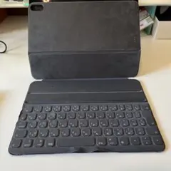 iPad pro 11inch smart keyboard folio