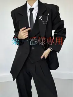 黒 テーラードジャケット チェーン付き　期間限定